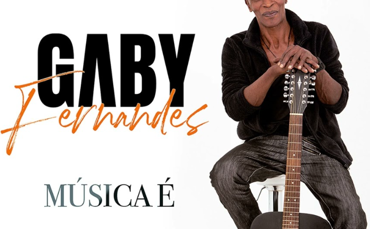 Gaby Fernandes - Música É